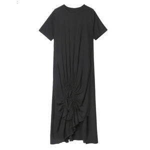 [EAM] Women Black Pleated Asymmetrical Long Dress New Round Neck Short Sleeve Loose Fit Fashion Tide Spring Summer 2020 1T364