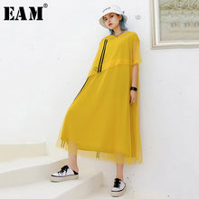 Load image into Gallery viewer, [EAM] Women Yellow Mesh Split Joint Big Size Dress New Round Neck Short Sleeve Loose Fit Fashion Tide Spring Summer 2020 1U547
