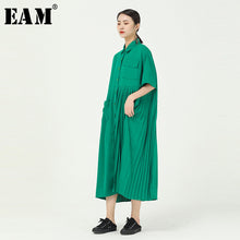 Load image into Gallery viewer, [EAM] Women Green Pleated Long Big Size Shirt Dress New Lapel Half Sleeve Loose Fit Fashion Tide Spring Summer 2020 1W100
