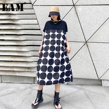 Load image into Gallery viewer, [EAM] Women Black Dot Printed Big Size Long Dress New Round Neck Short Sleeve Loose Fit Fashion Tide Spring Summer 2020 1W551
