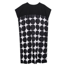 Load image into Gallery viewer, [EAM] Women Black Dot Printed Big Size Long Dress New Round Neck Short Sleeve Loose Fit Fashion Tide Spring Summer 2020 1W551
